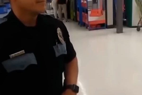 Shocking Moment: Cop Illegally Detains Citizens—The Truth Comes Out After Confronting the Lying Accuser!