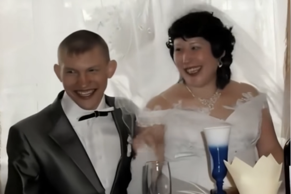 At the wedding, something started moving under the bride’s dress! The groom turned pale —